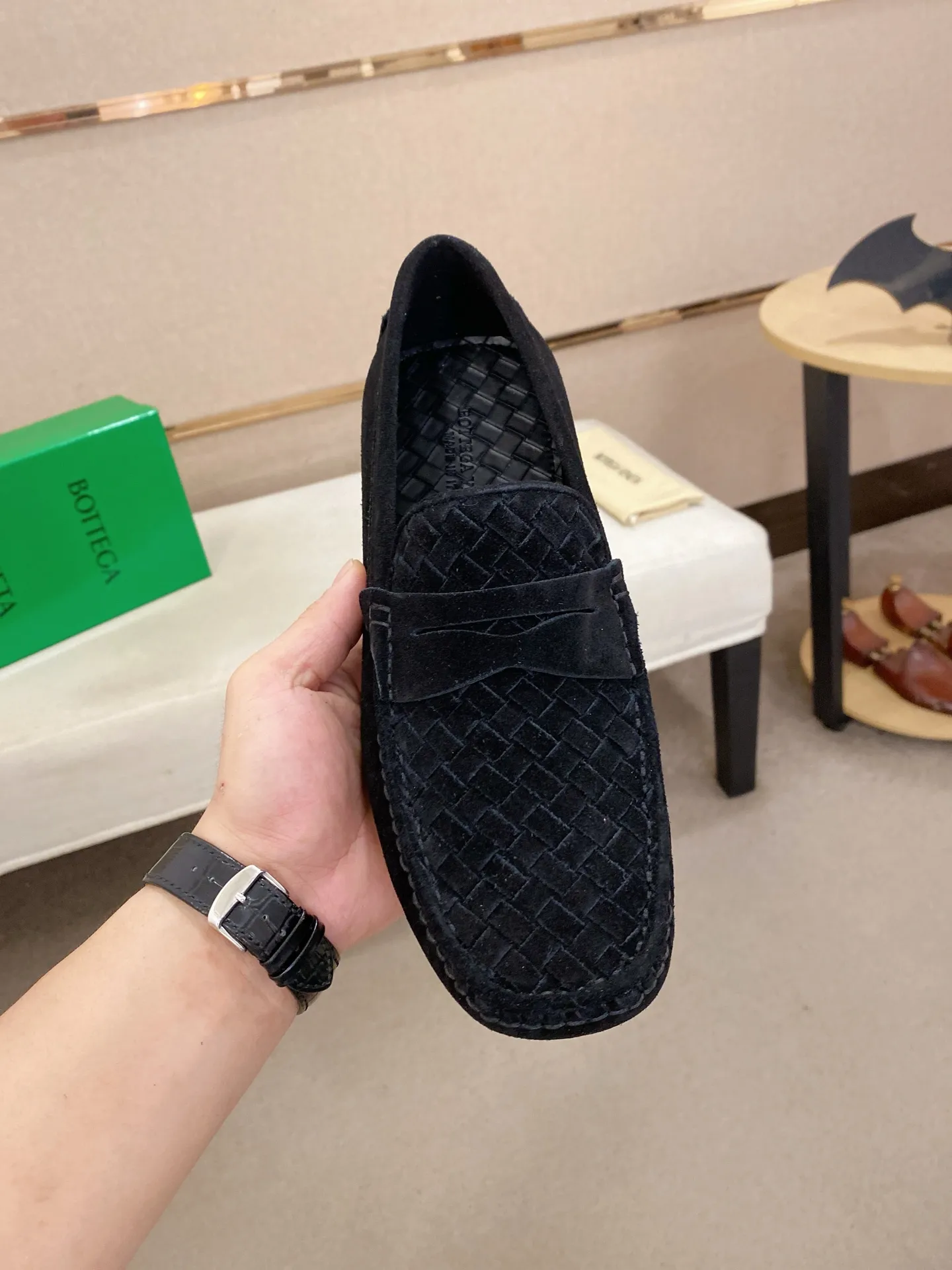 Men's shoes 💰 400💰 (Niu Li + Niu Pad) [BV] latest hot style‼ ️Casual men's shoes, uppers imported deer pattern first-layer cowhide ➕Full imported cowhide lining✔️Exquisite workmanship, excellent foot feel, special rubber soles✔️, cool and fashionable, the latest fashion, fashionable outsole, hurry up. Code number: 38-44 (can be customized to 37.45, non-refundable)